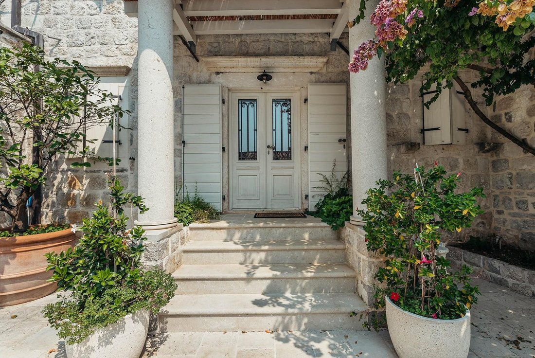 Villa in Perast, Kotor Municipality, Montenegro 5 - 16929579