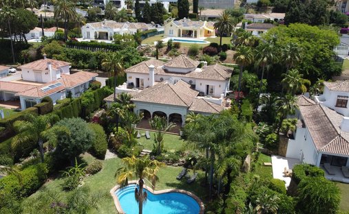 Villa a Estepona, Andalusia, Spagna 1