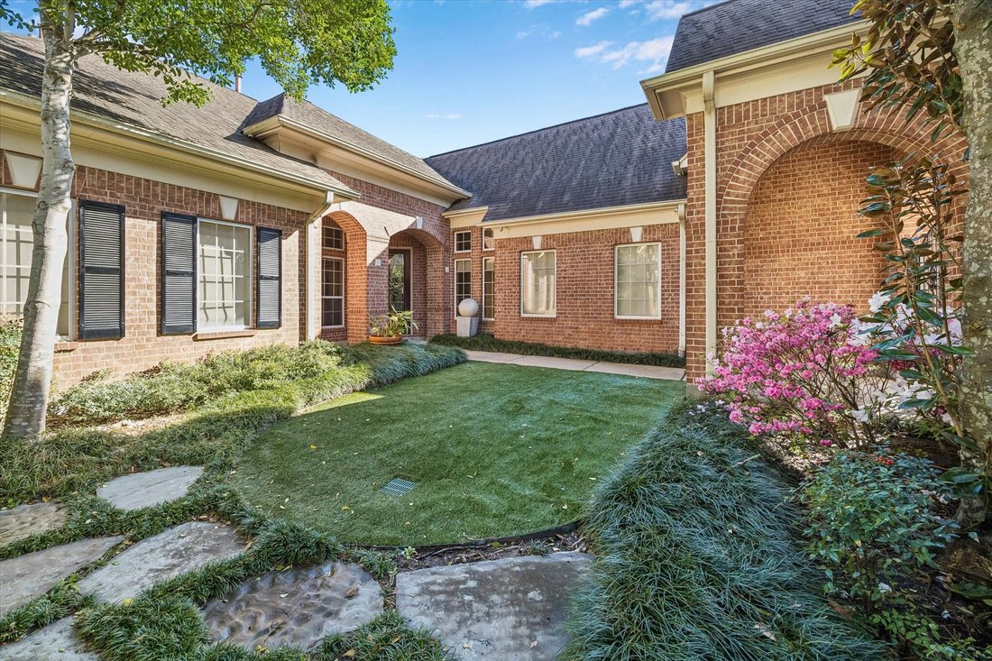 House in Houston, Texas, United States 4 - 18094348