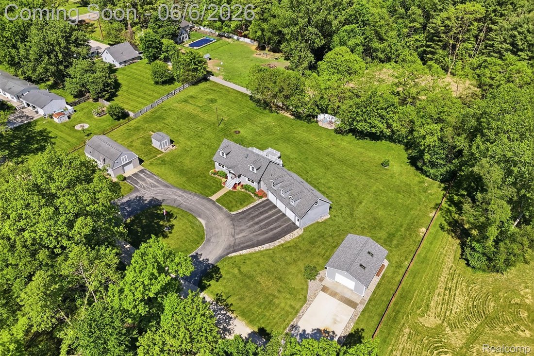 House in Whitmore Lake, Michigan, United States 4 - 18098613