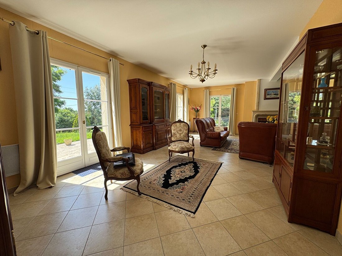 House in Gambais, Ile-de-France, France 5 - 18092764