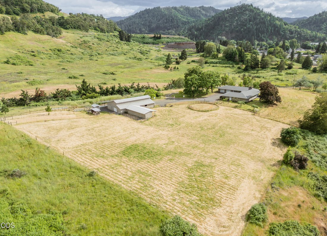 House in Winston, Oregon, United States 2 - 17945477
