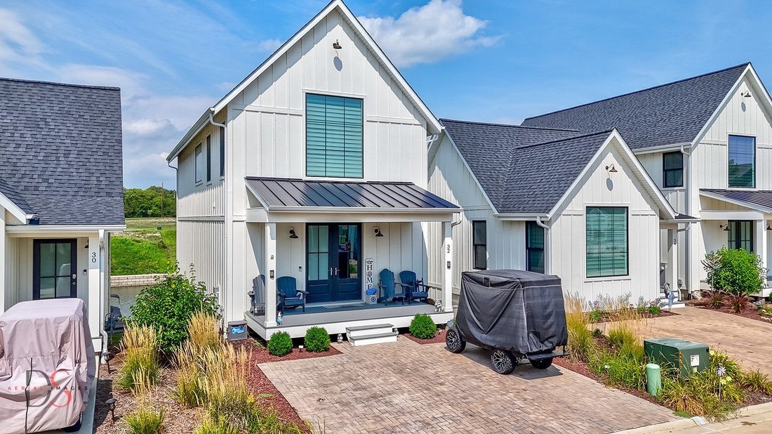 House in Ottawa, Illinois, United States 3 - 18102971