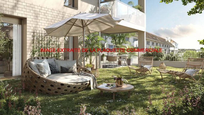 Land in Port, Ouistreham, France 2 - 18103394