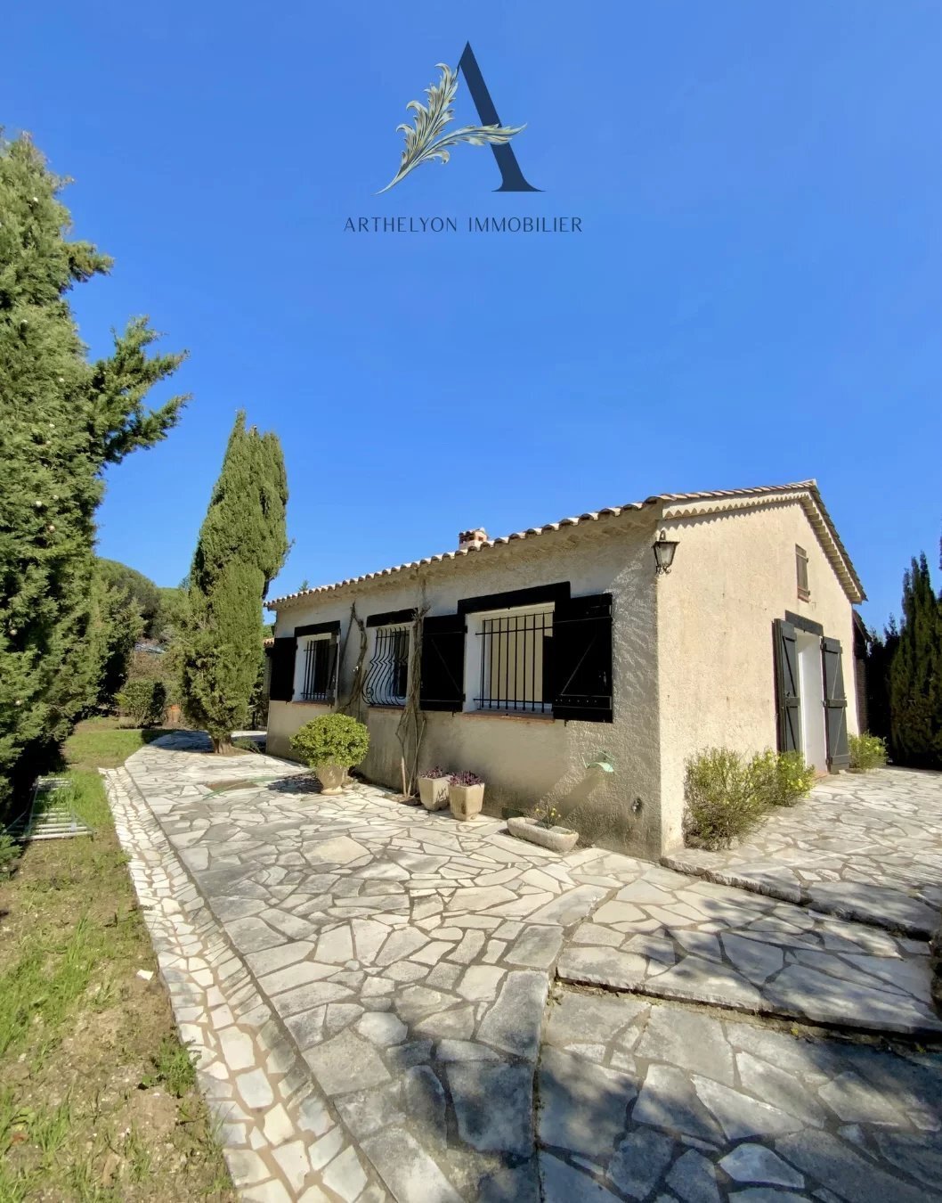 Estate in Nartelle-Noyer-Bellevue-bd des Sardinaux, Sainte-Maxime, France 3 - 18093399
