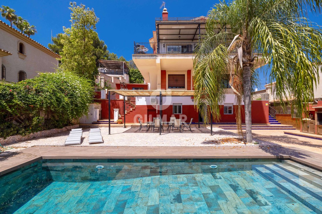 Villa in Este, Malaga, Spain 2 - 18099105