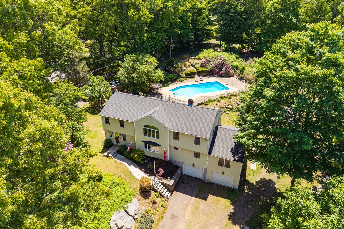 House in Killingworth, Connecticut, United States 3 - 18093195