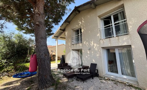 Villa in Saint-Cyprien, Occitania, France 1