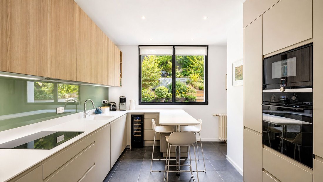 House in Plateau Ouest, Suresnes, France 4 - 18102929