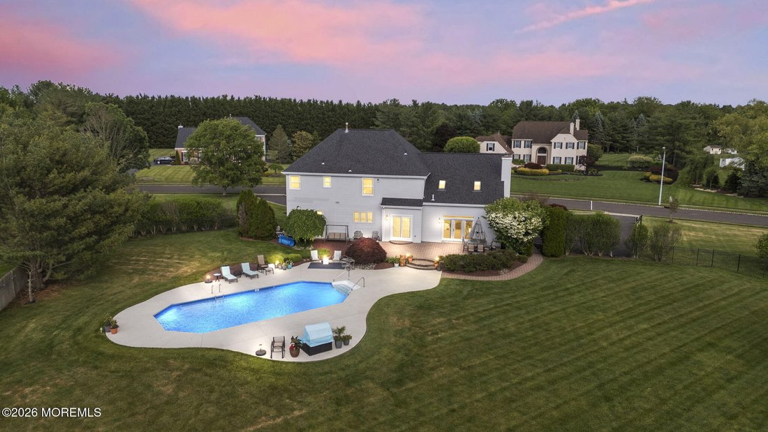 House in Freehold Township, New Jersey, United States 4 - 18093051