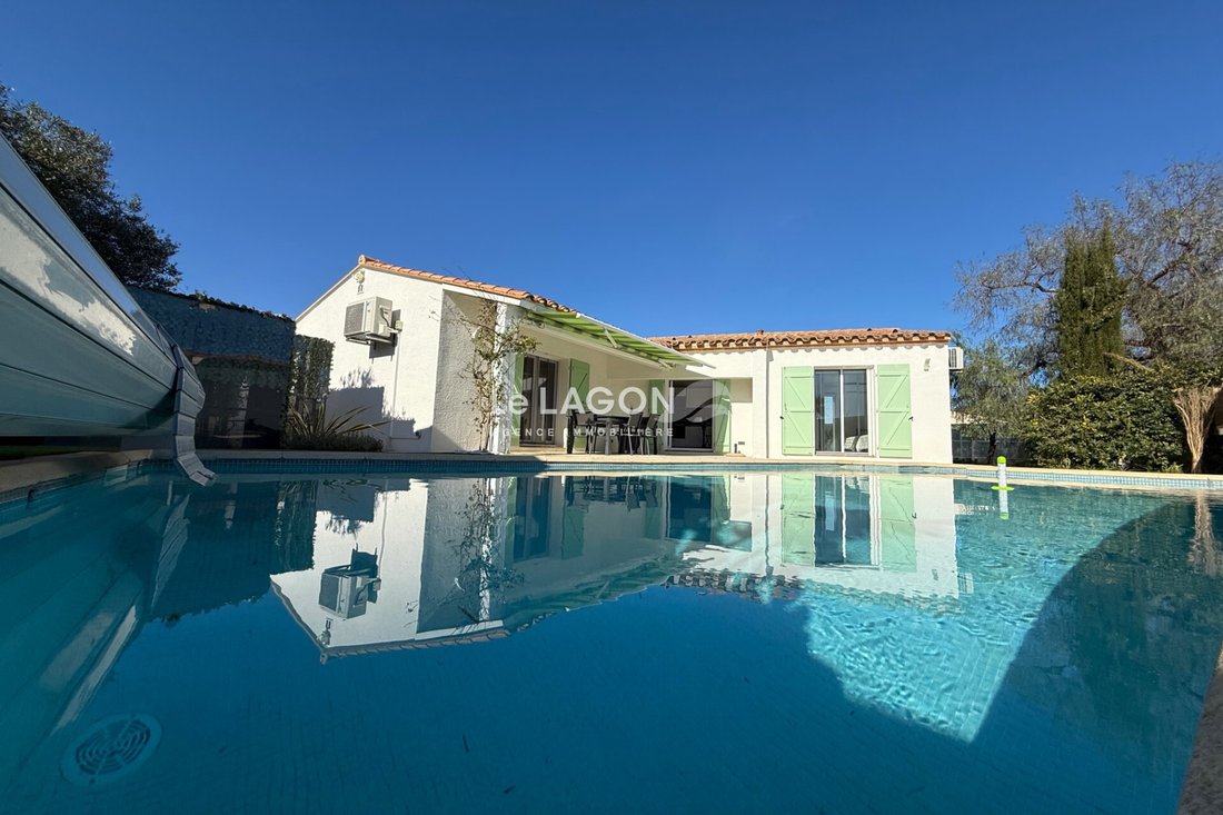 Villa in Saint-Cyprien, Occitania, France 1 - 17325083