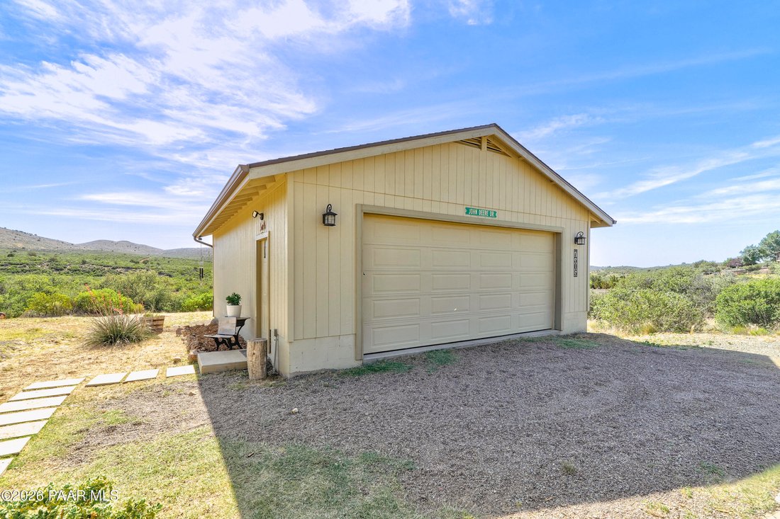 House in Mayer, Arizona, United States 3 - 18104757