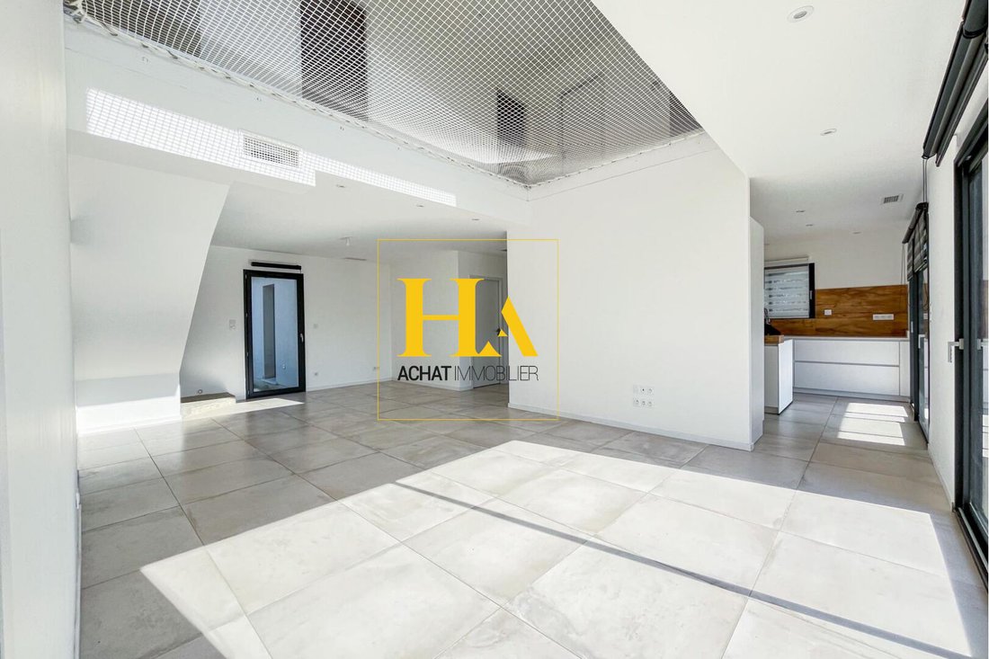 Villa in Saint Caprais, L'Union, France 3 - 17650284