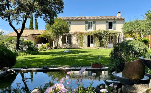 Villa in Uzès, Occitania, France 1