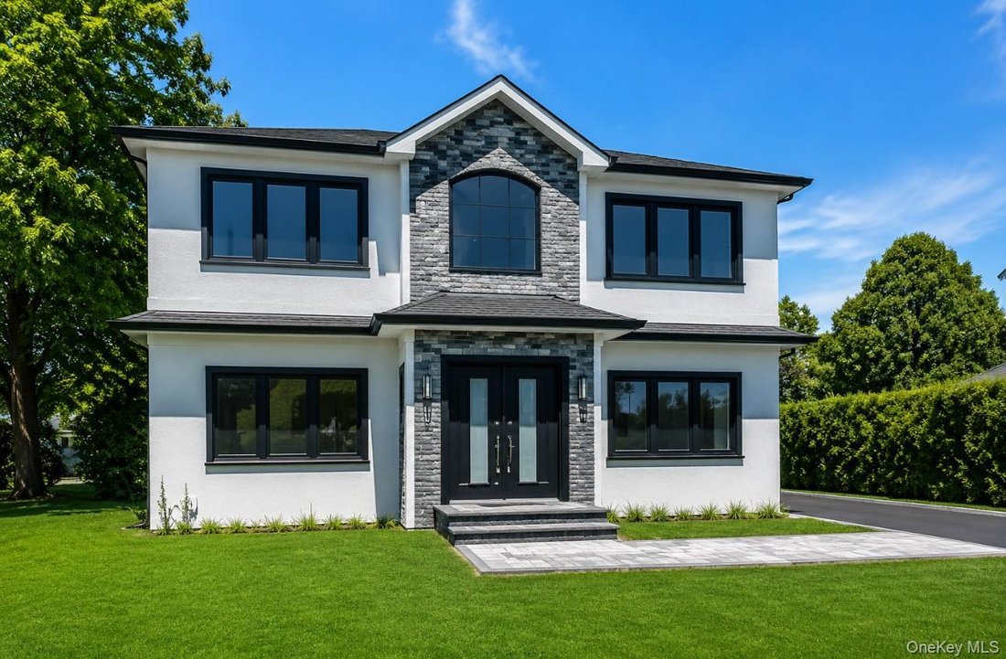 House in Hicksville, New York, United States 5 - 18082853