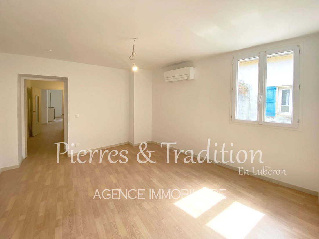 Céreste-en-Luberon, Provence-Alpes-Côte d'Azur, France 2 - 18099127