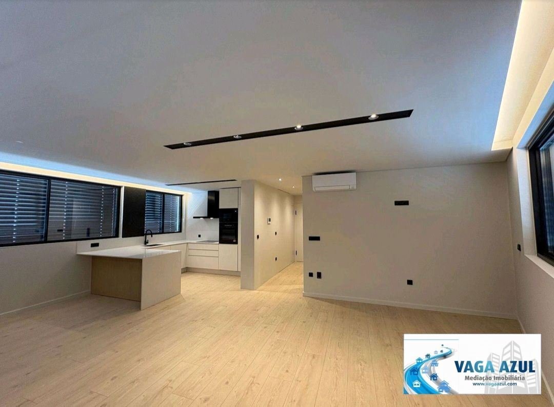 Apartment in Gondomar (Sao Cosme), Valbom e Jovim, Porto District, Portugal 3 - 18104825