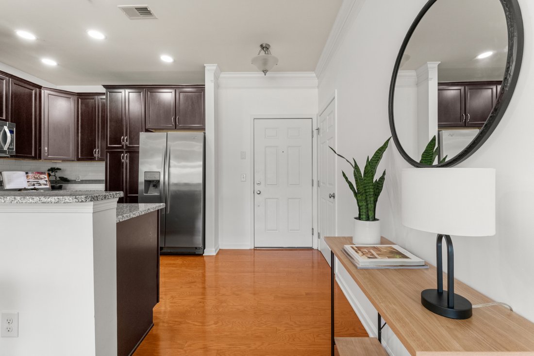 Condo in Westborough, Massachusetts, United States 3 - 18090748