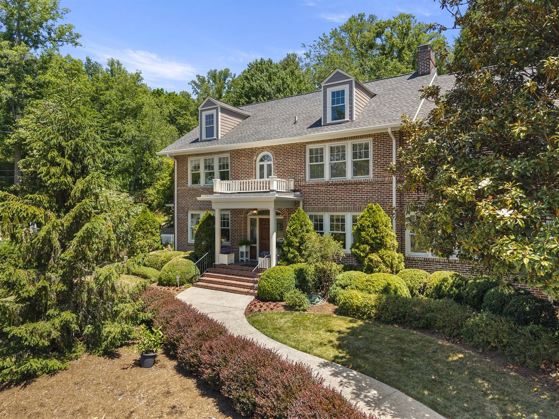 House in Asheville, North Carolina, United States 3 - 18097371