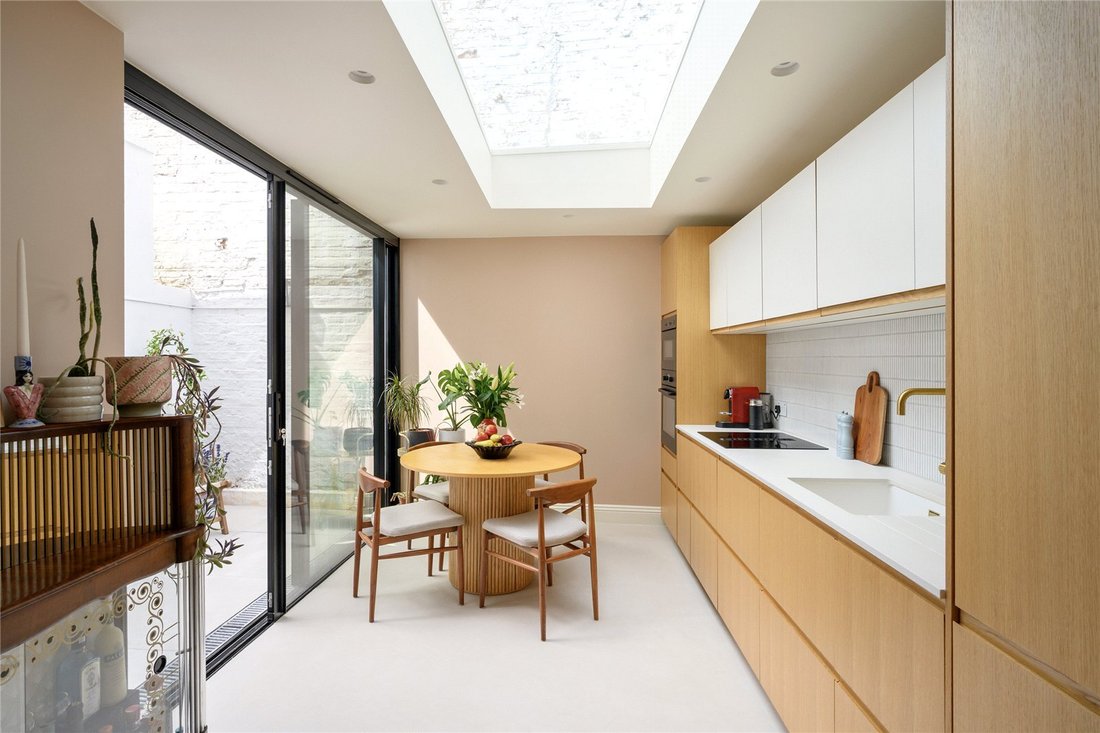 Apartment in Holland Park, Kensington And Chelsea, England 1 - 18091118