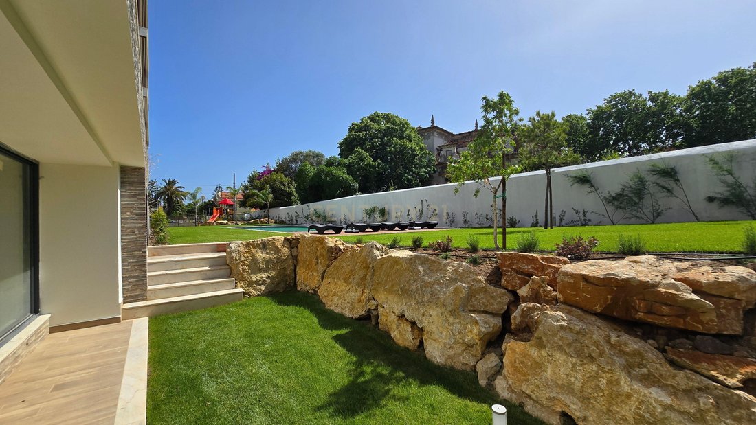 Apartment in Parede, Lisbon, Portugal 3 - 17494431