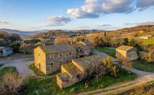 Farm Ranch in Radicondoli, Tuscany, Italy 1
