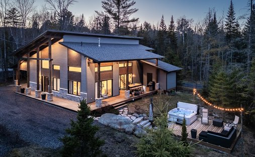 Maison à Magog, Québec, Canada 1
