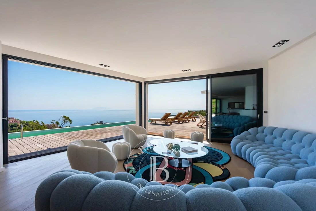 Villa in Lupino, Bastia, France 3 - 18047351