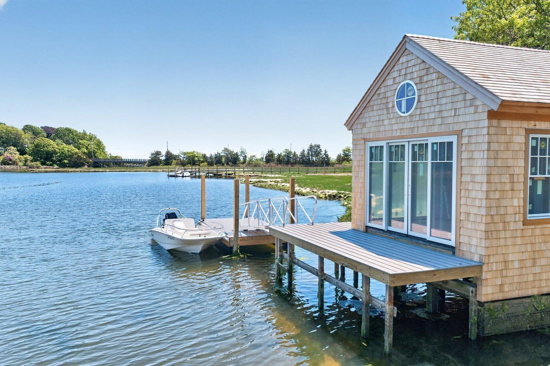 House in Barnstable, Massachusetts, United States 1 - 18102464