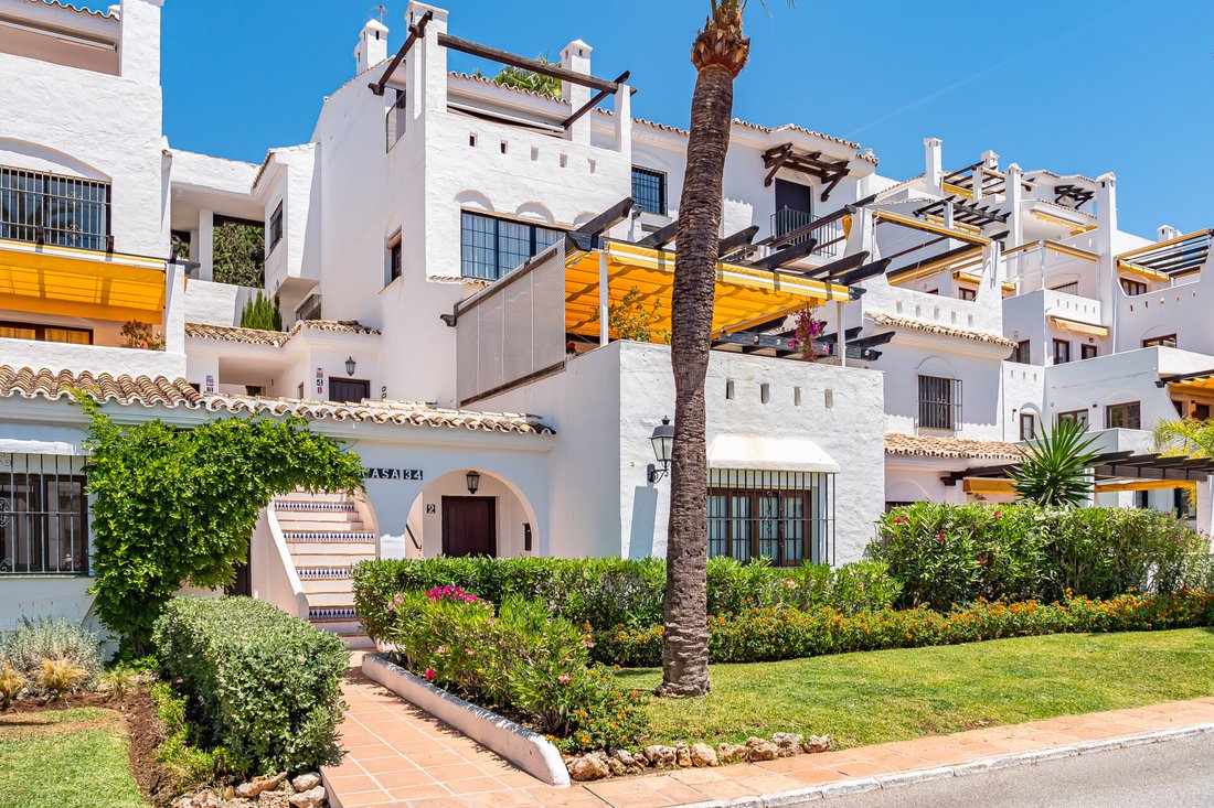 Wohnung in Nueva Andalucía, Marbella, Spanien 1 - 18099124