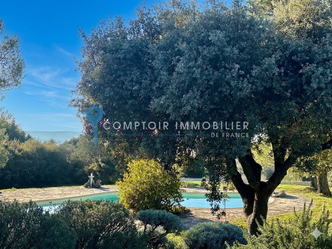 Villa in Uzès, Occitania, France 2 - 17488376