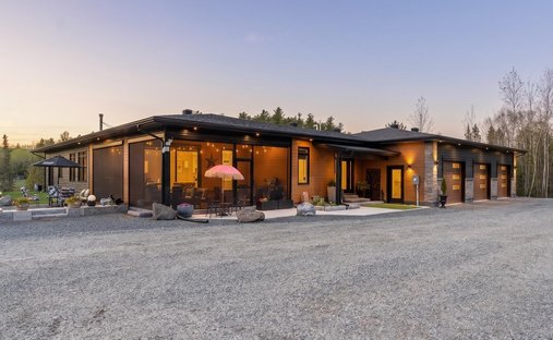 House in Greater Sudbury, Ontario, Canada 1