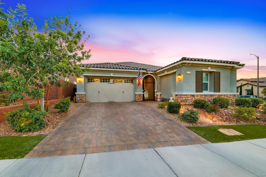 House in Henderson, Nevada, United States 1 - 18099036