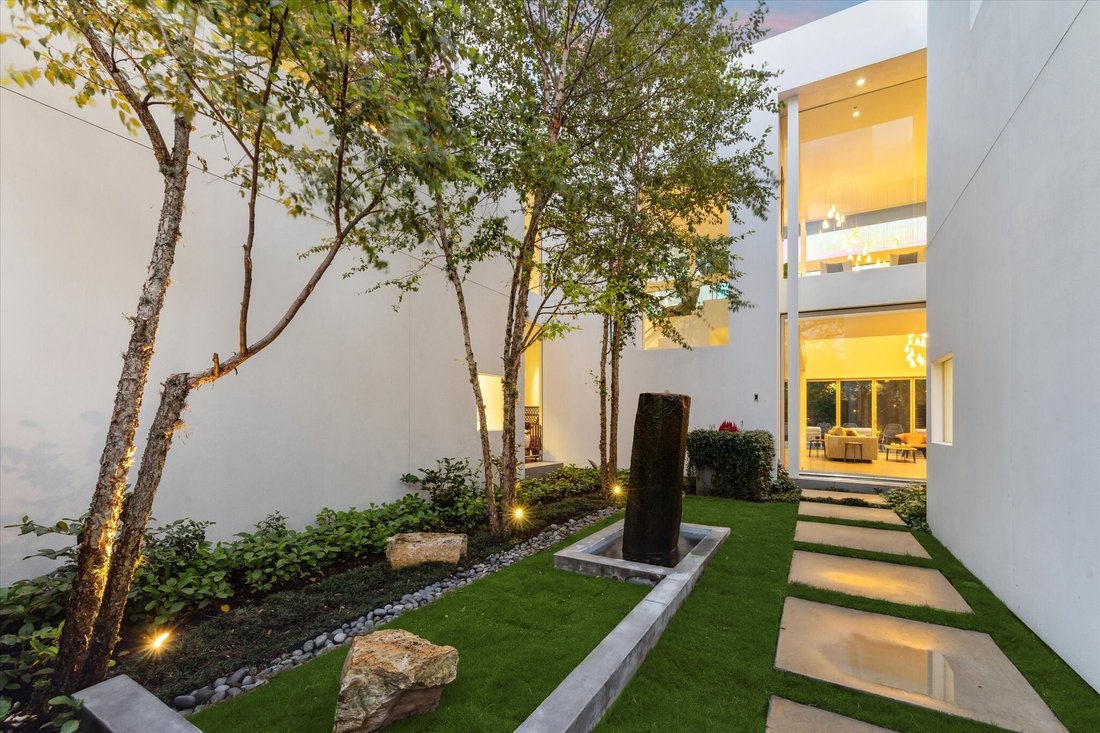 House in Houston, Texas, United States 4 - 18104811
