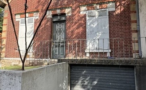 House in Centre, Nanterre, France 1