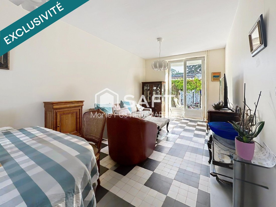 House in Moret-Loing-et-Orvanne, Ile-de-France, France 3 - 18100242