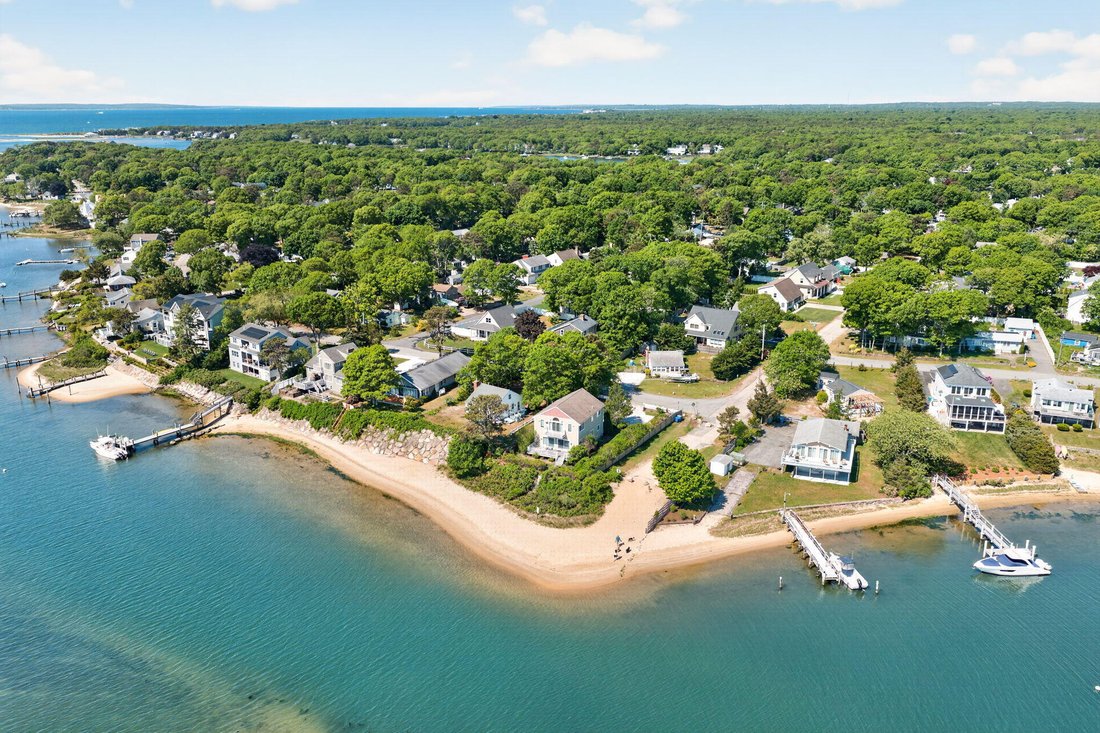 House in Falmouth, Massachusetts, United States 2 - 18094275