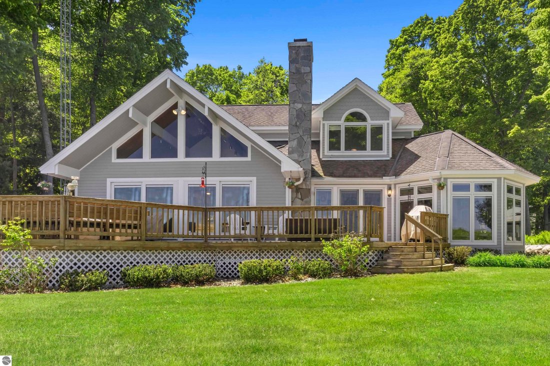 House in Honor, Michigan, United States 2 - 18104090