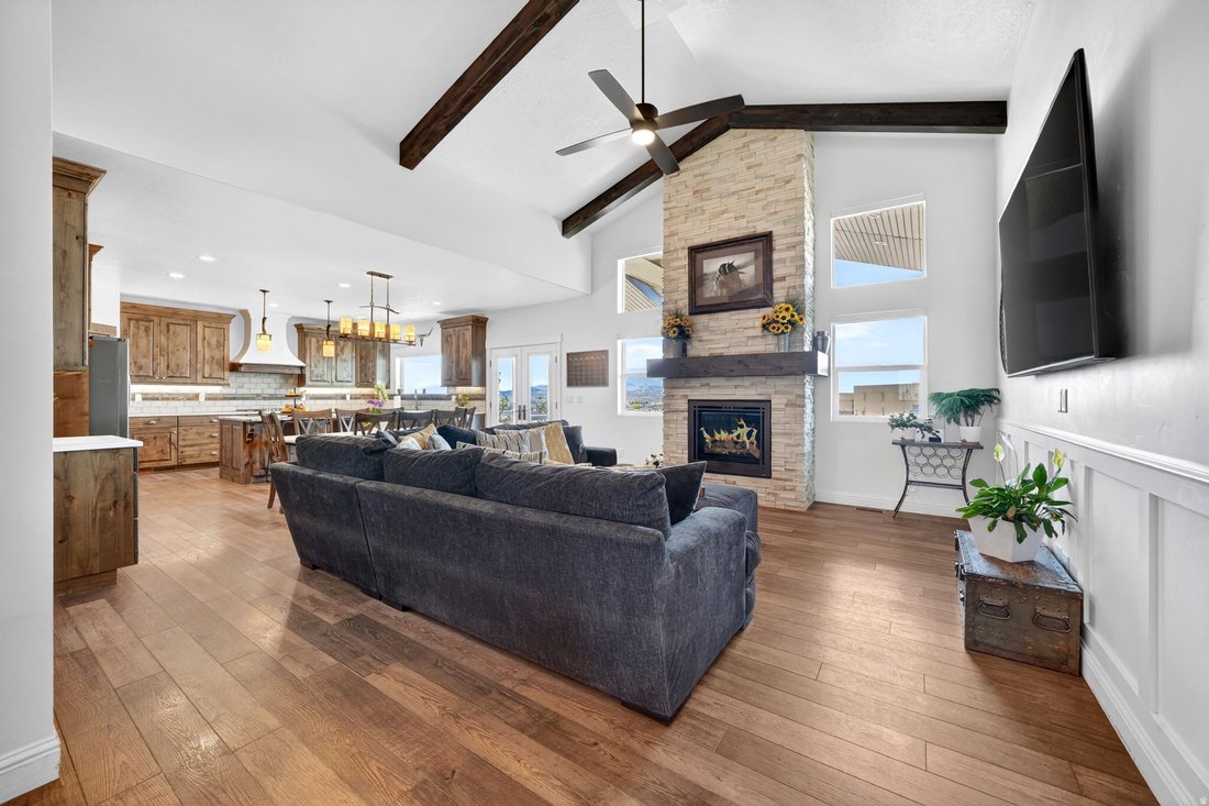 House in Eagle Mountain, Utah, United States 3 - 18091190