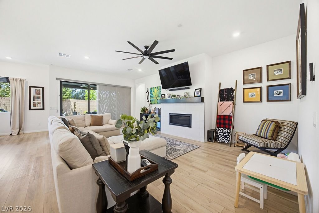 House in Las Vegas, Nevada, United States 2 - 18095179