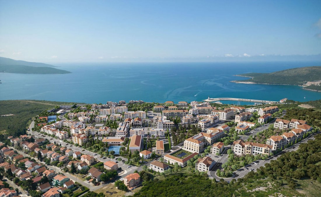 Apartment in Milovići, Tivat Municipality, Montenegro 1 - 16503942