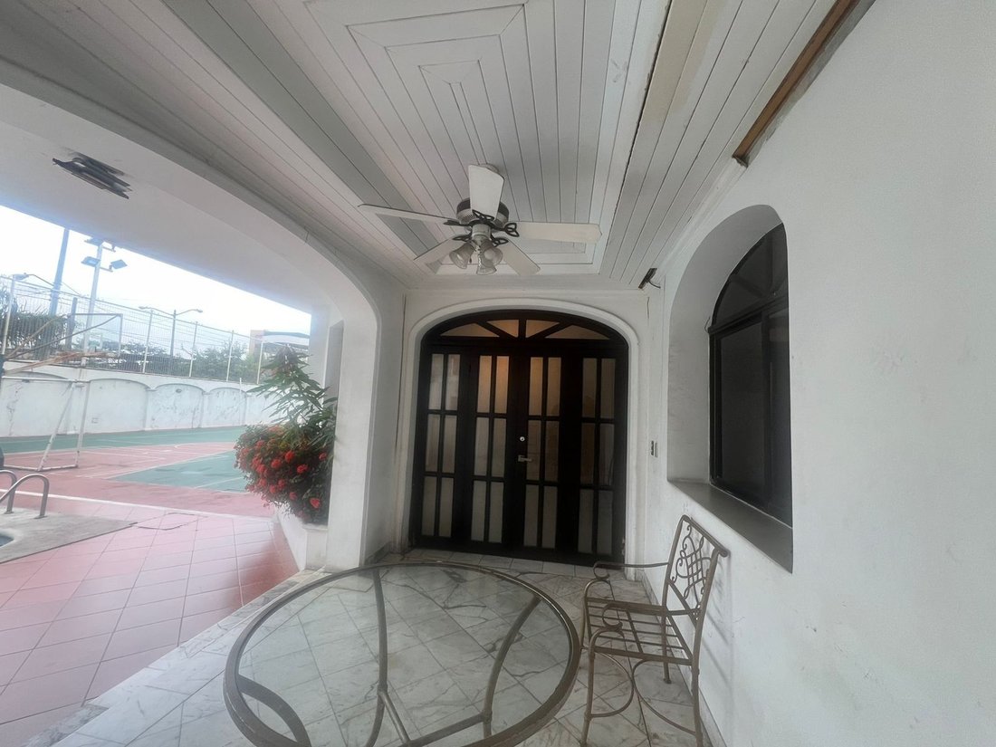 House in Guayaquil, Guayas, Ecuador 3 - 18093069