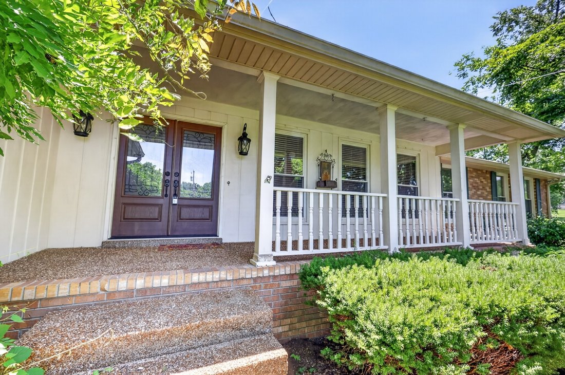House in Lebanon, Tennessee, United States 4 - 18102694