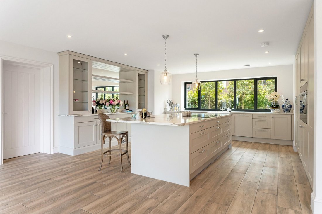 House in Sherfield on Loddon, England 4 - 18098693