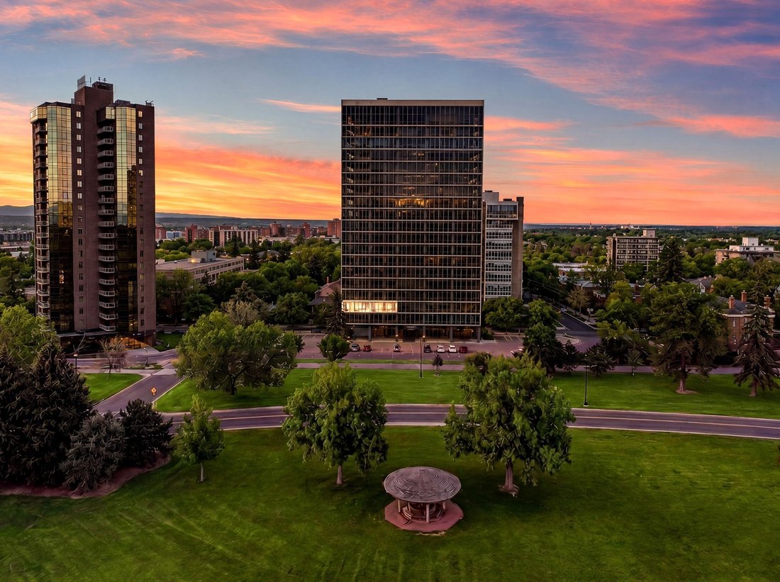 Condo in Denver, Colorado, United States 1 - 18090795