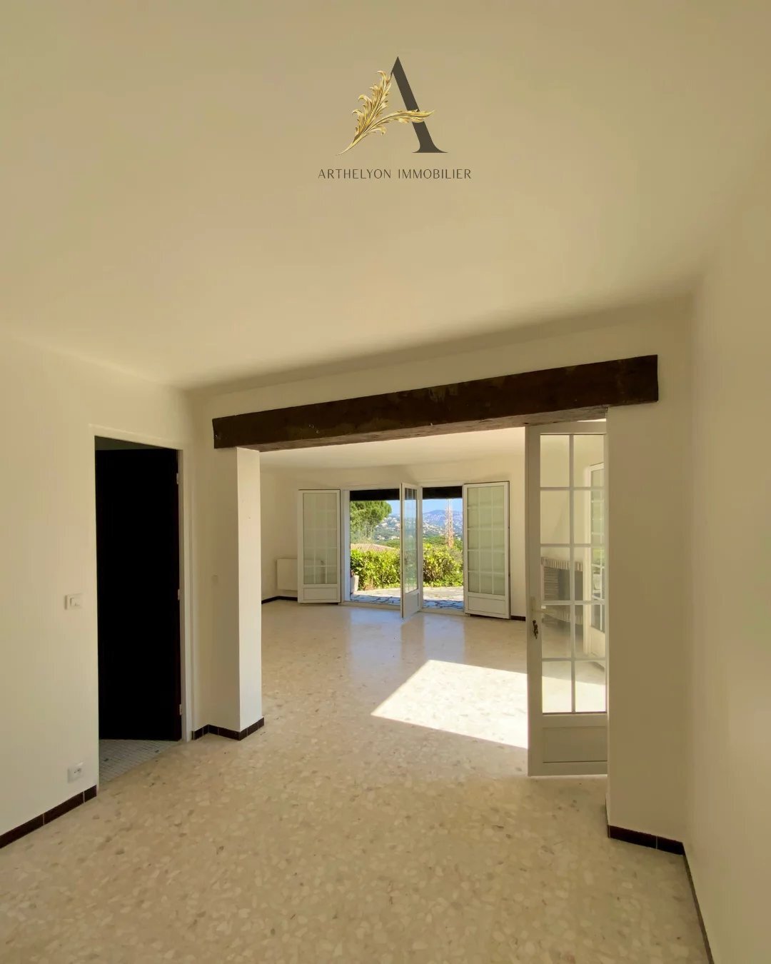 Estate in Nartelle-Noyer-Bellevue-bd des Sardinaux, Sainte-Maxime, France 5 - 18093399