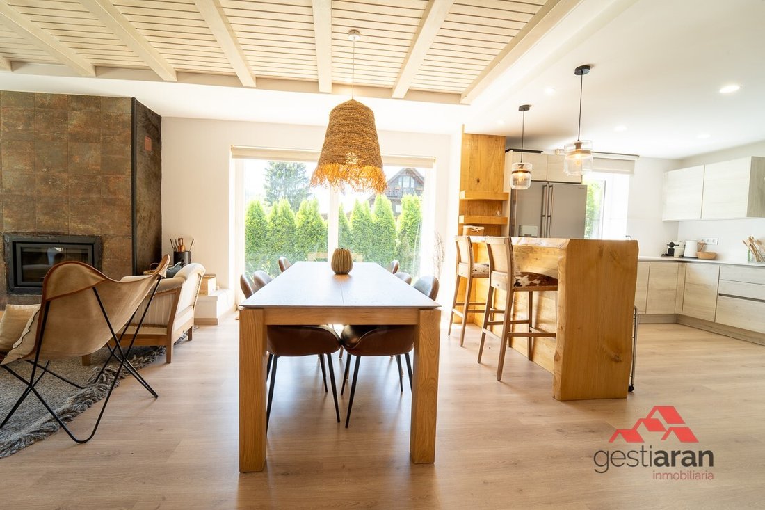 House in Arties, Naut Aran, Catalonia 4 - 18099504