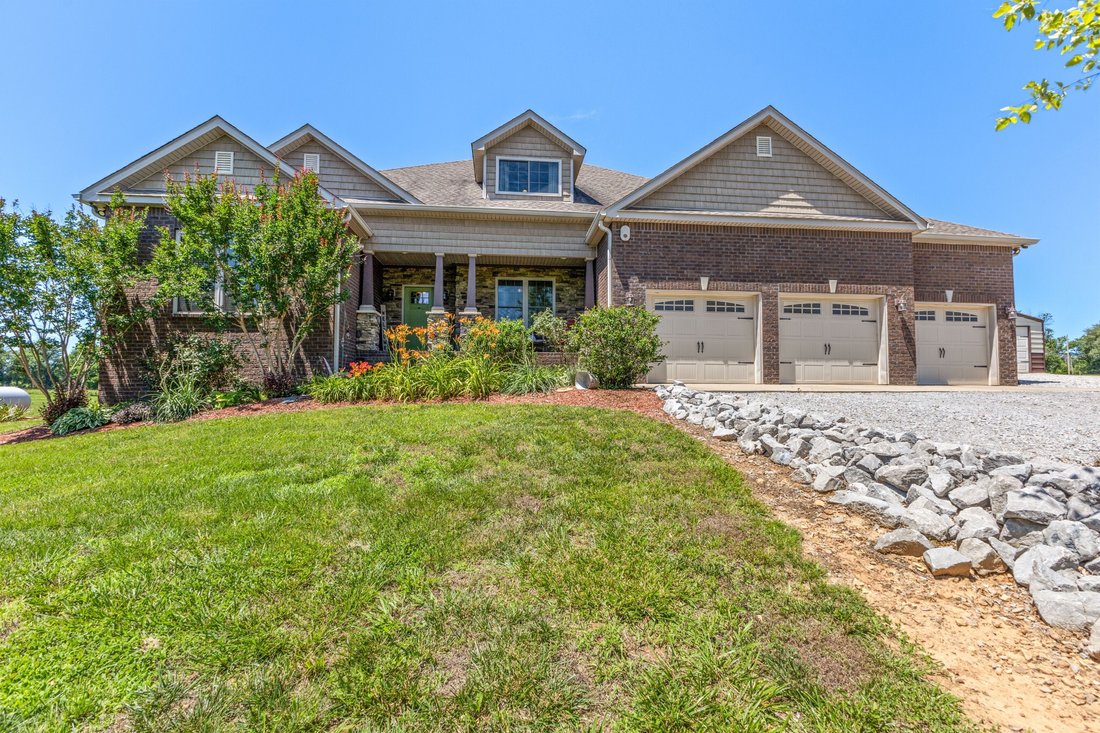 House in Cedar Hill, Tennessee, United States 1 - 18093292