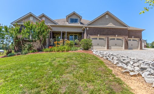 House in Cedar Hill, Tennessee, United States 1
