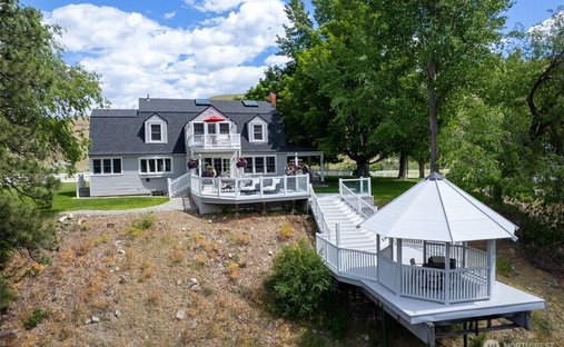 House in Twisp, Washington, United States 1